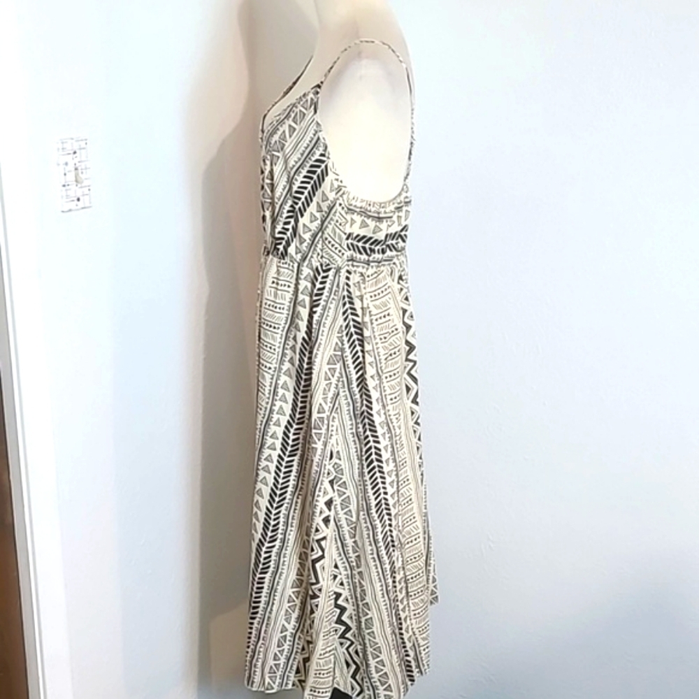 Shein Beige & Black Print Sundress with Spaghetti Straps, Size 0XL or Size 12 - Picture 6 of 10